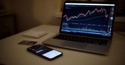 Obietnica zysków z kryptowalut kosztowała go 65 tys. zł